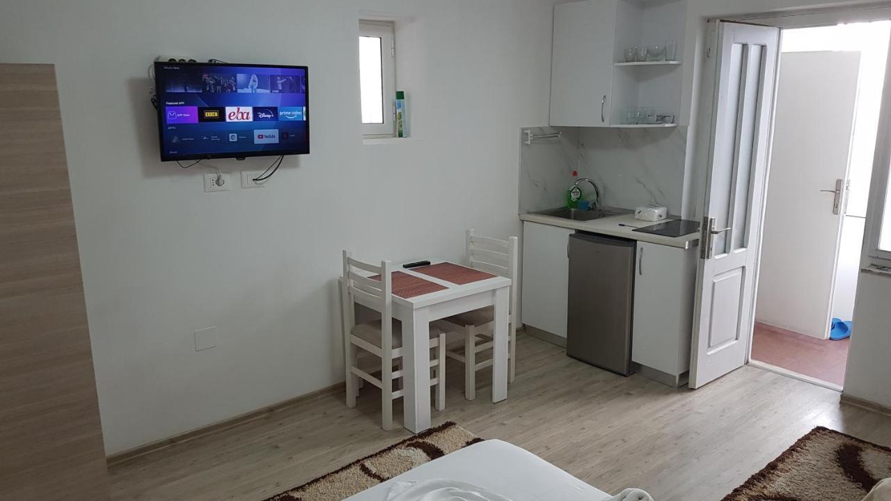 Klent Studio Apartment Pogradec Exterior photo